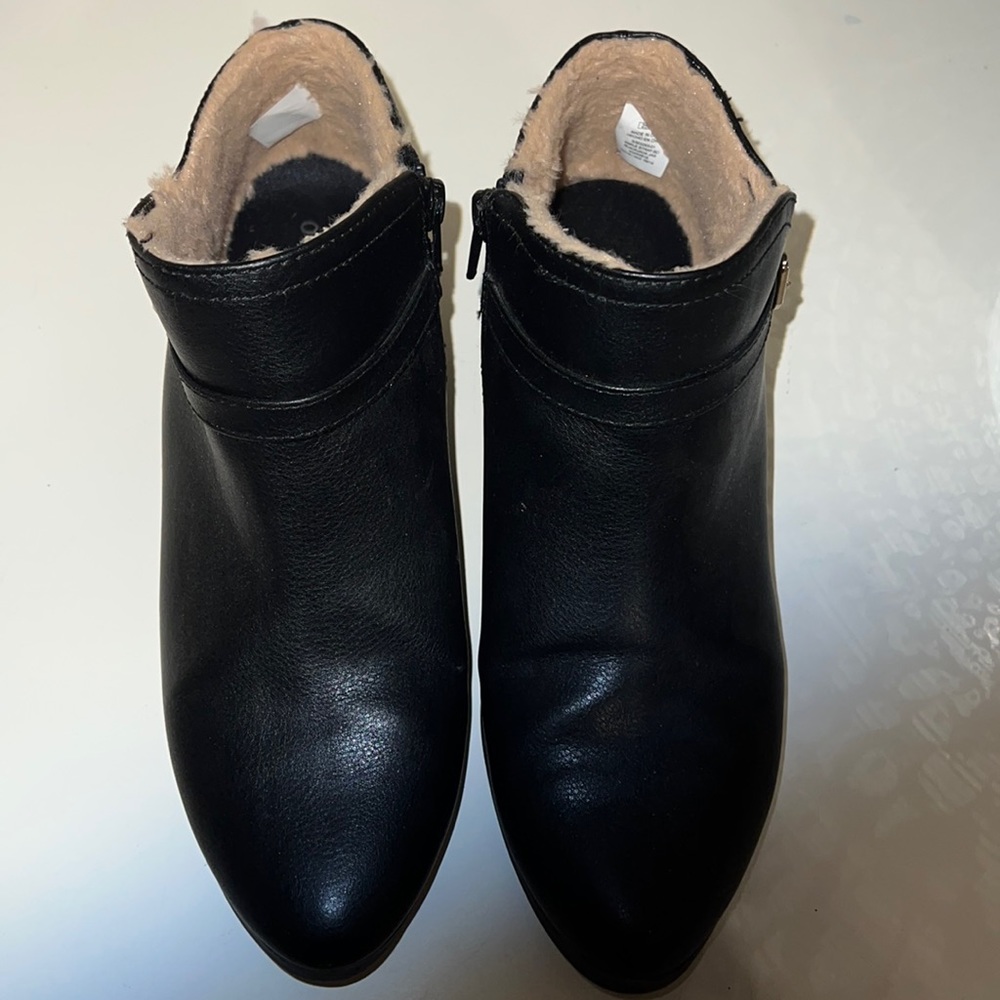 Old navy ankle boots size 8